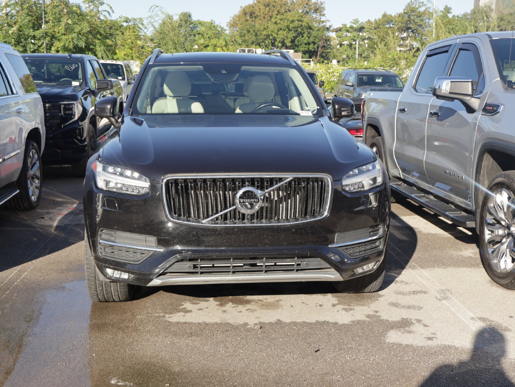 Used 2018 Volvo XC90 T6 Momentum w/ Convenience Package AWD/4WD image 7
