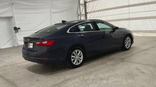 Used 2025 Chevrolet Malibu LT FWD image 4