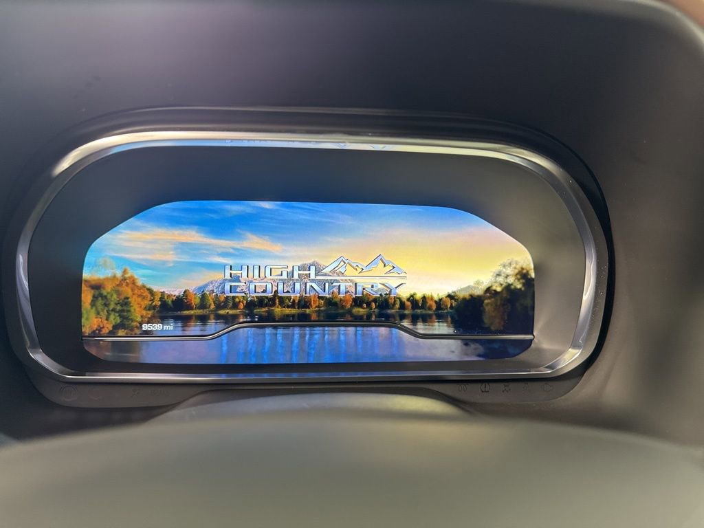 Used 2024 Chevrolet Tahoe High Country image 30