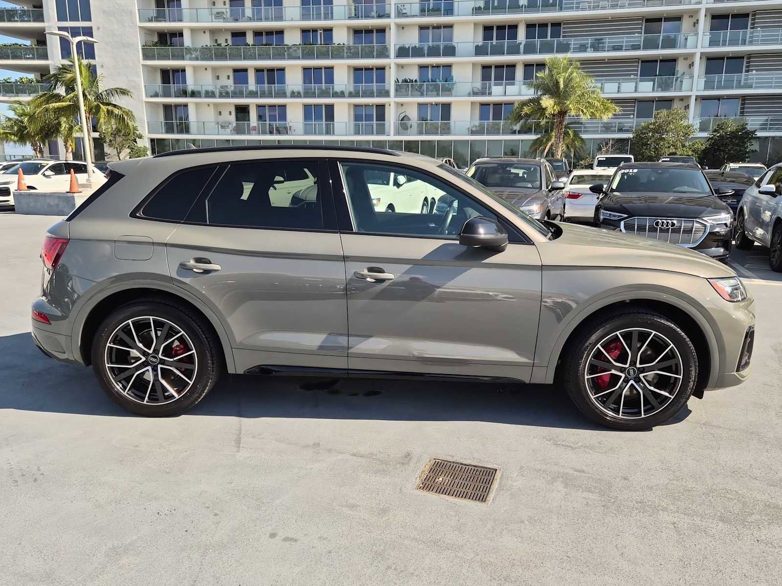 Certified 2023 Audi SQ5 Premium Plus w/ Premium Plus Package image 7