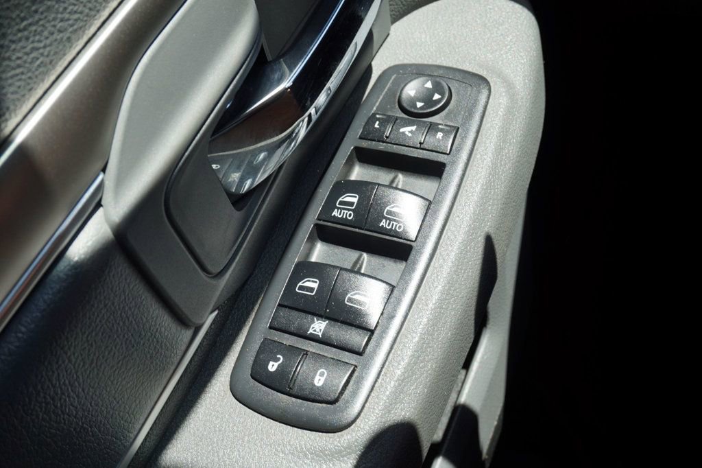 Used 2019 RAM 1500 Big Horn image 22