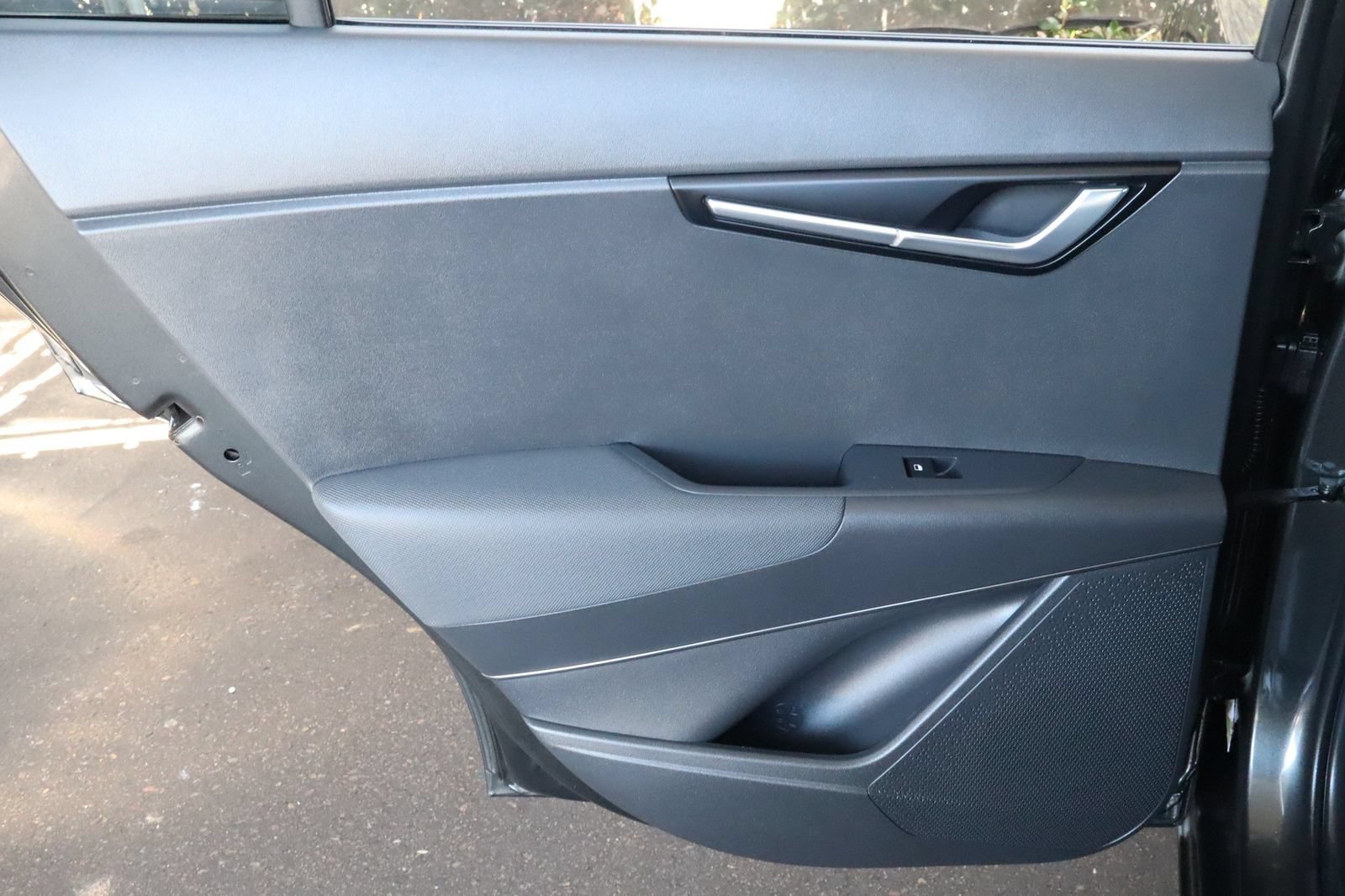 Used 2024 Kia Niro Wind FWD image 34