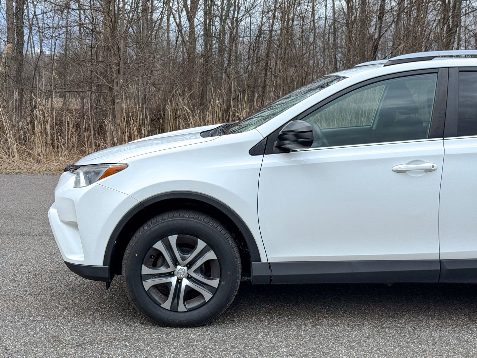 Used 2018 Toyota RAV4 LE w/ All Weather Liner Package image 9