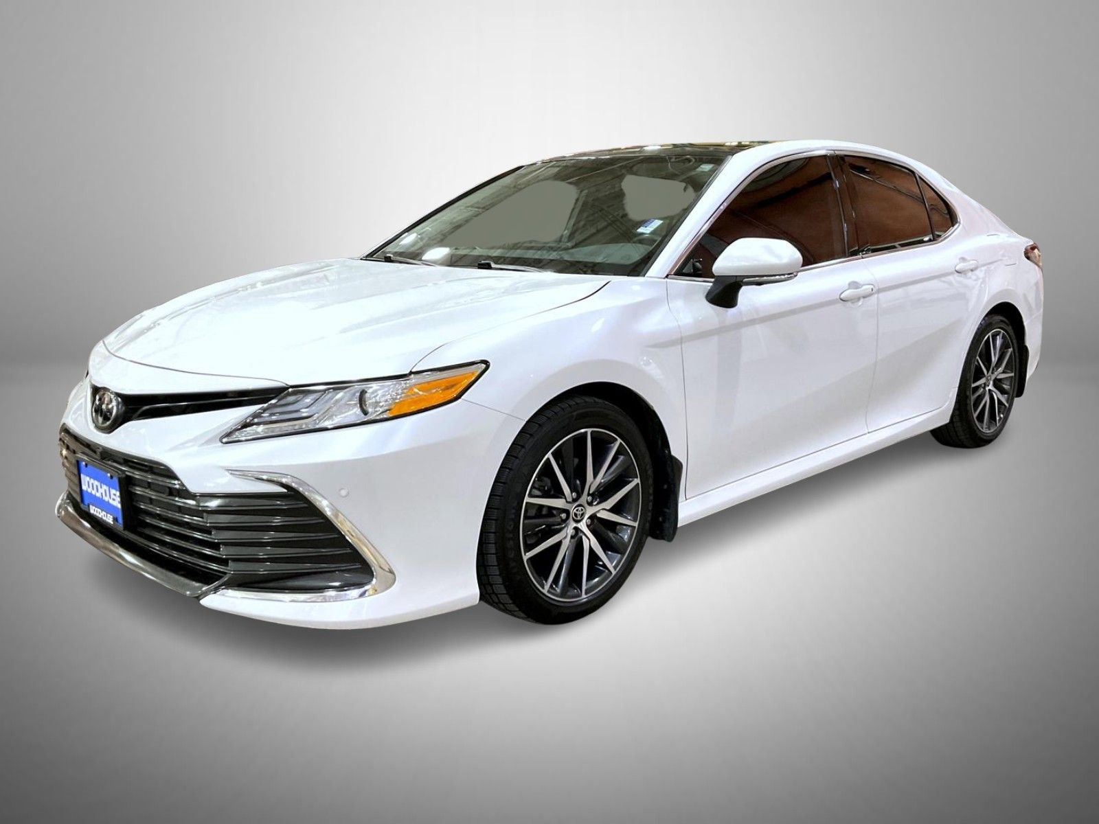 Used 2023 Toyota Camry XLE w/ Navigation Package