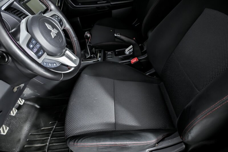 Used 2015 Mitsubishi Lancer Evolution Final Edition AWD/4WD image 13