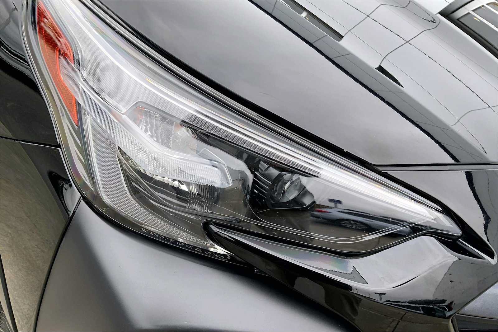 Used 2025 Subaru Outback Limited AWD/4WD image 26
