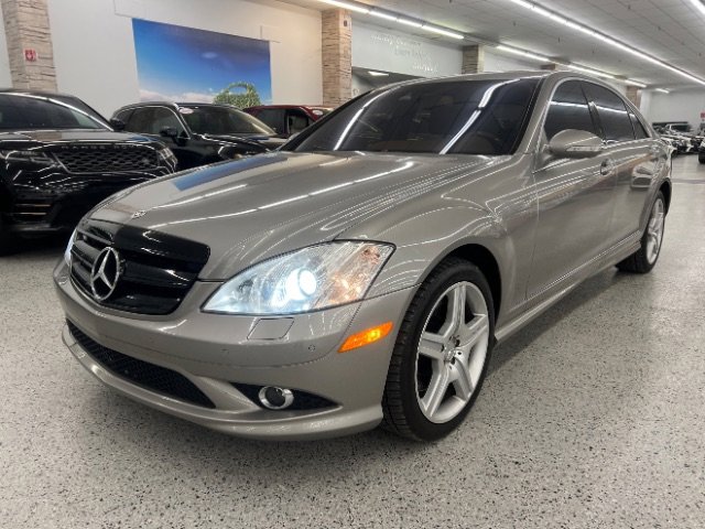 Used 2009 Mercedes-Benz S 550 4MATIC image 1