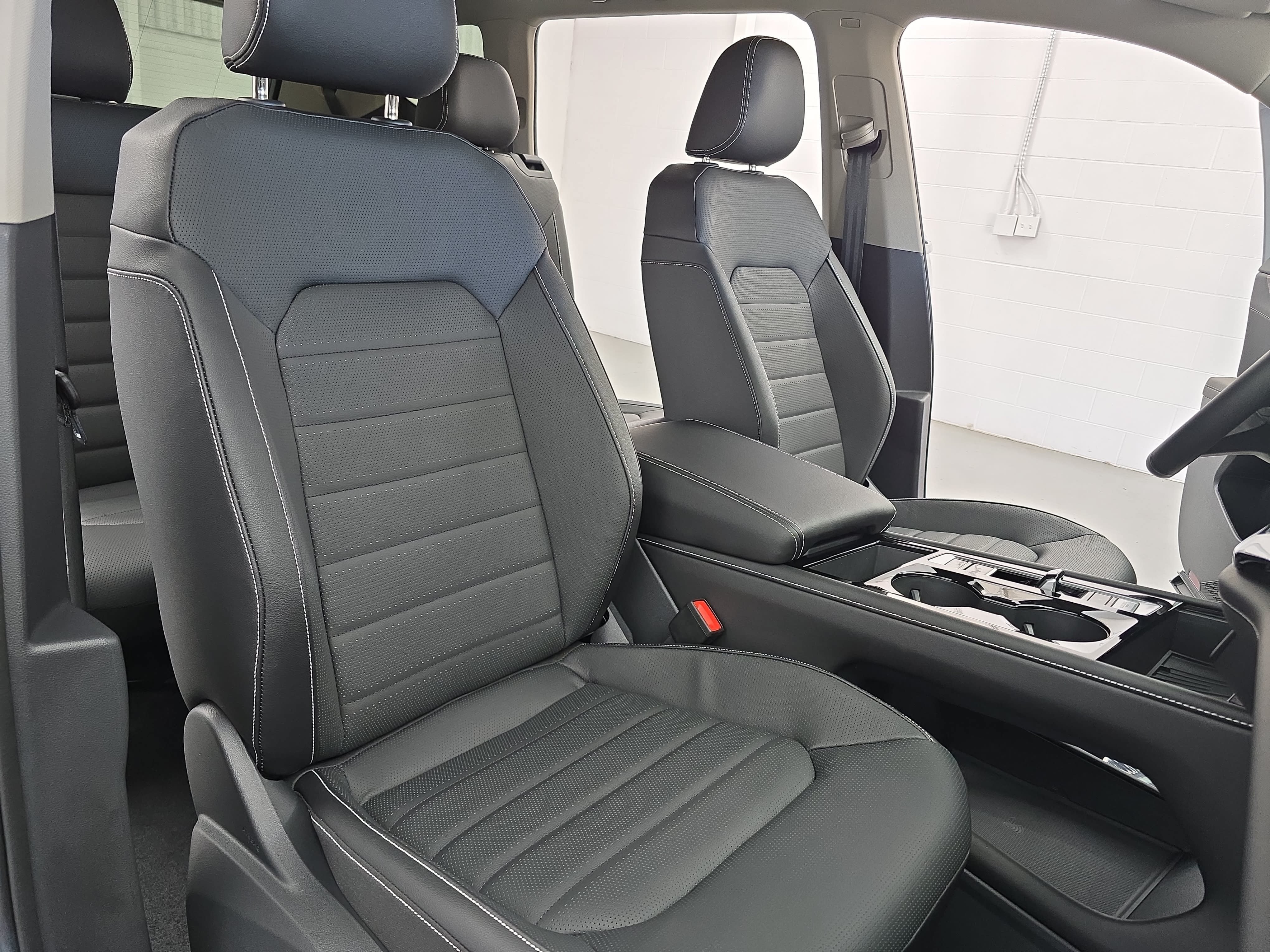 New 2026 Volkswagen Atlas SEL AWD/4WD image 10