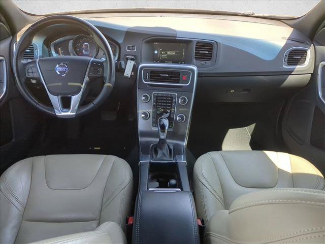 Used 2016 Volvo S60 T5 Premier w/ Convenience Package FWD image 17