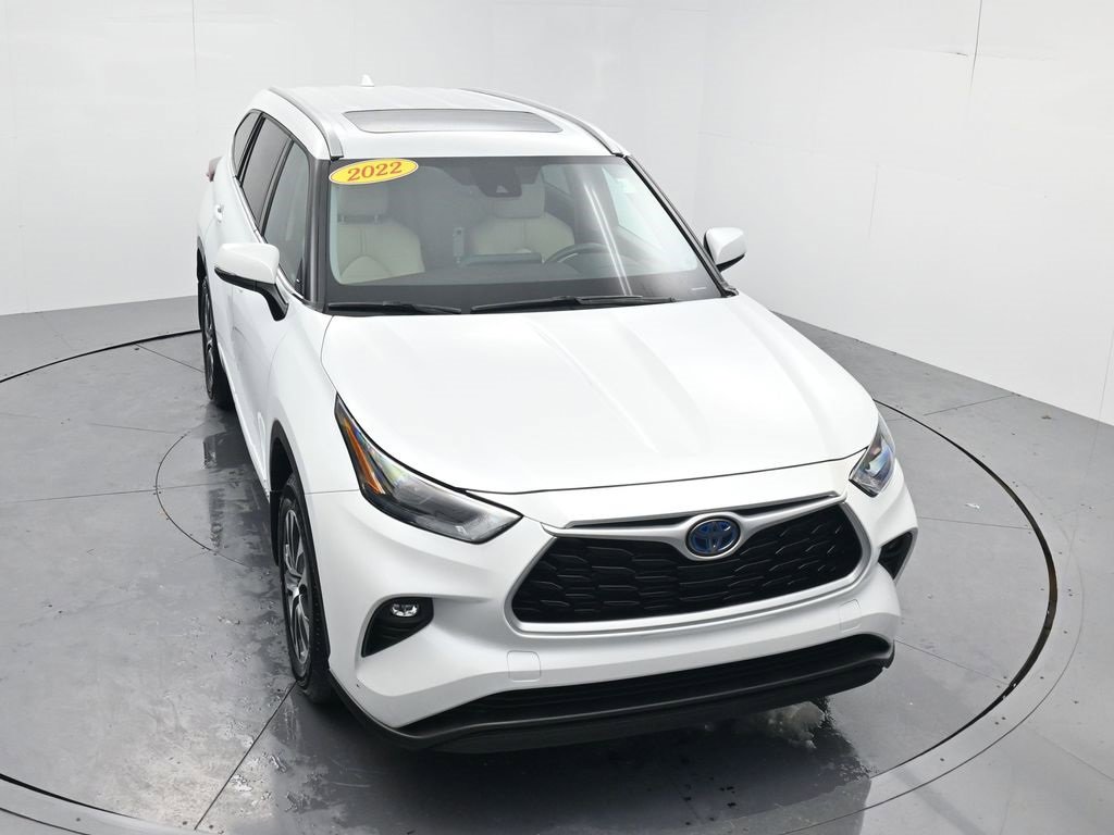 Used 2022 Toyota Highlander XLE image 65