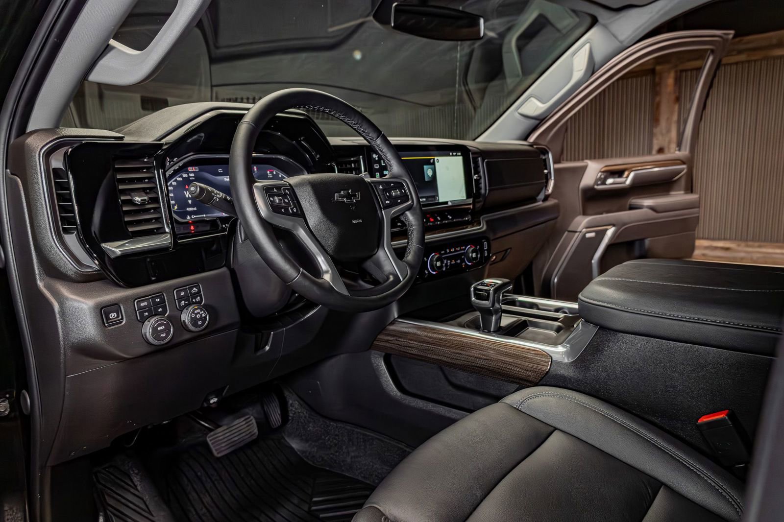 Used 2026 Chevrolet Silverado 1500 LT Trail Boss w/ Safety Package image 16