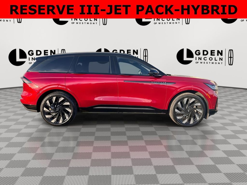 Used 2024 Lincoln Nautilus Reserve w/ Equipment Group 203A image 9