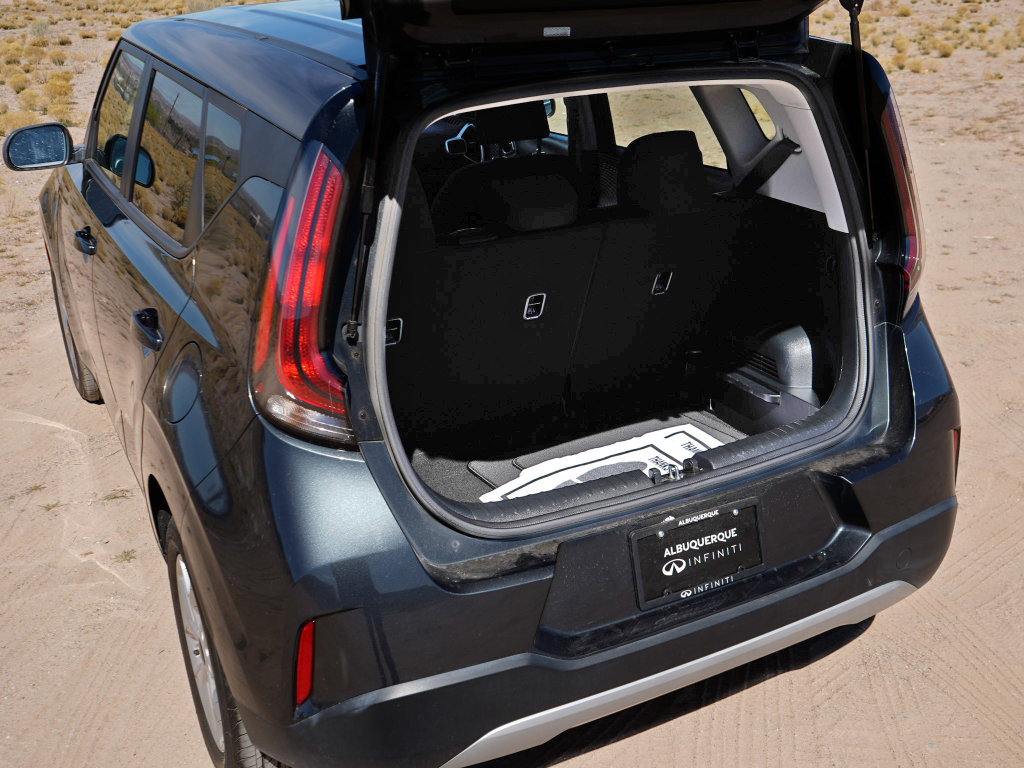 Used 2024 Kia Soul LX w/ Option Group 015 image 13