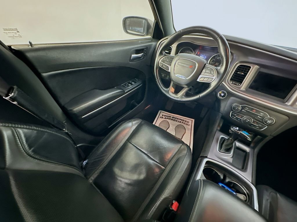 Used 2021 Dodge Charger SXT w/ Leather Interior Group RWD image 9