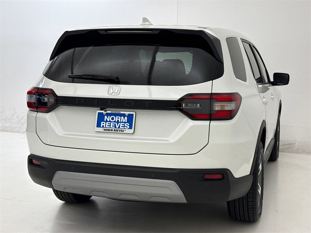 New 2025 Honda Pilot EX-L image 9
