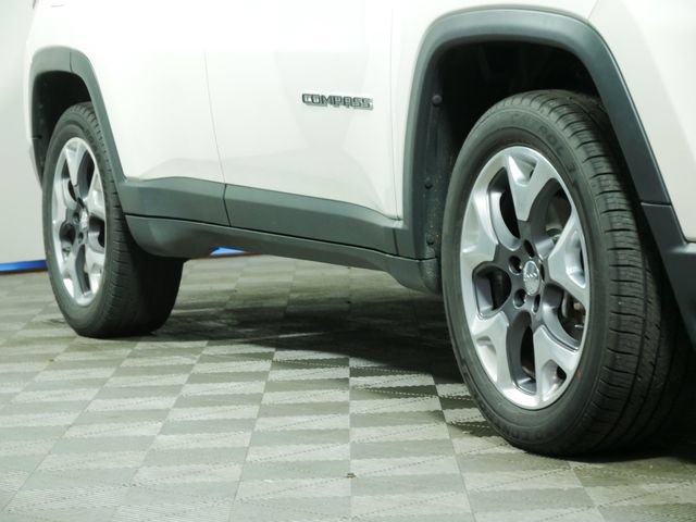 Used 2020 Jeep Compass Limited w/ Safety & Security Group AWD/4WD image 8