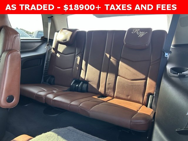 Used 2016 Cadillac Escalade Luxury image 16