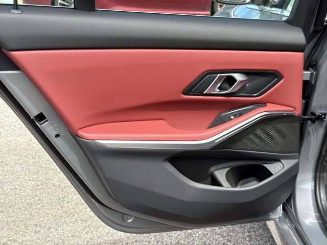 Used 2025 BMW 330i 330i image 11
