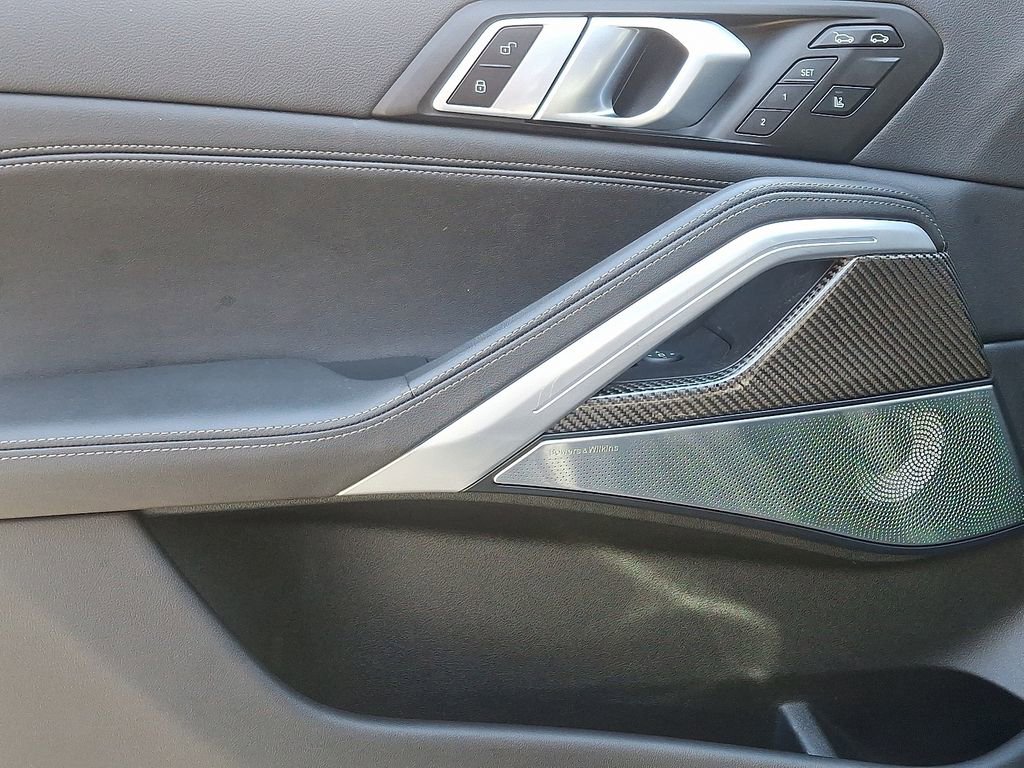 Certified 2023 BMW X6 M50i w/ Executive Package image 14