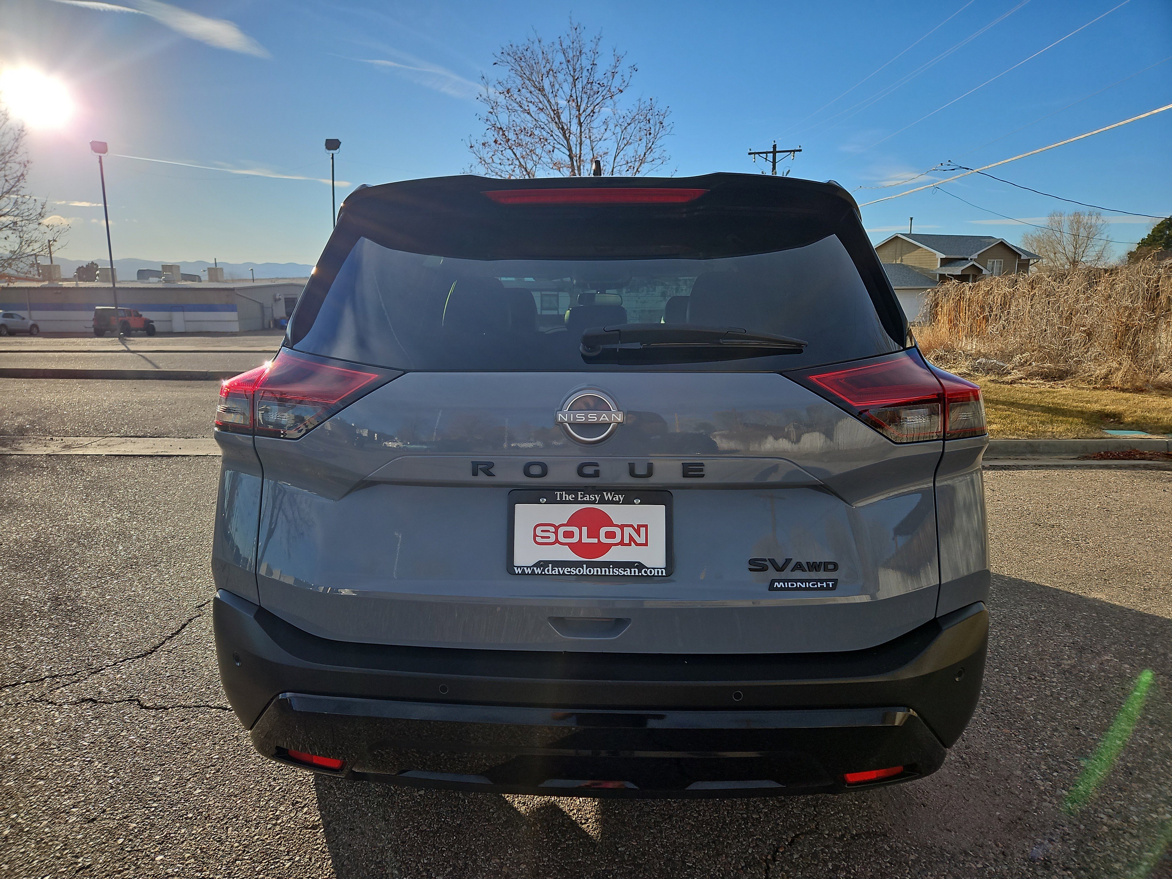 Used 2023 Nissan Rogue SV w/ SV Premium B Package image 5
