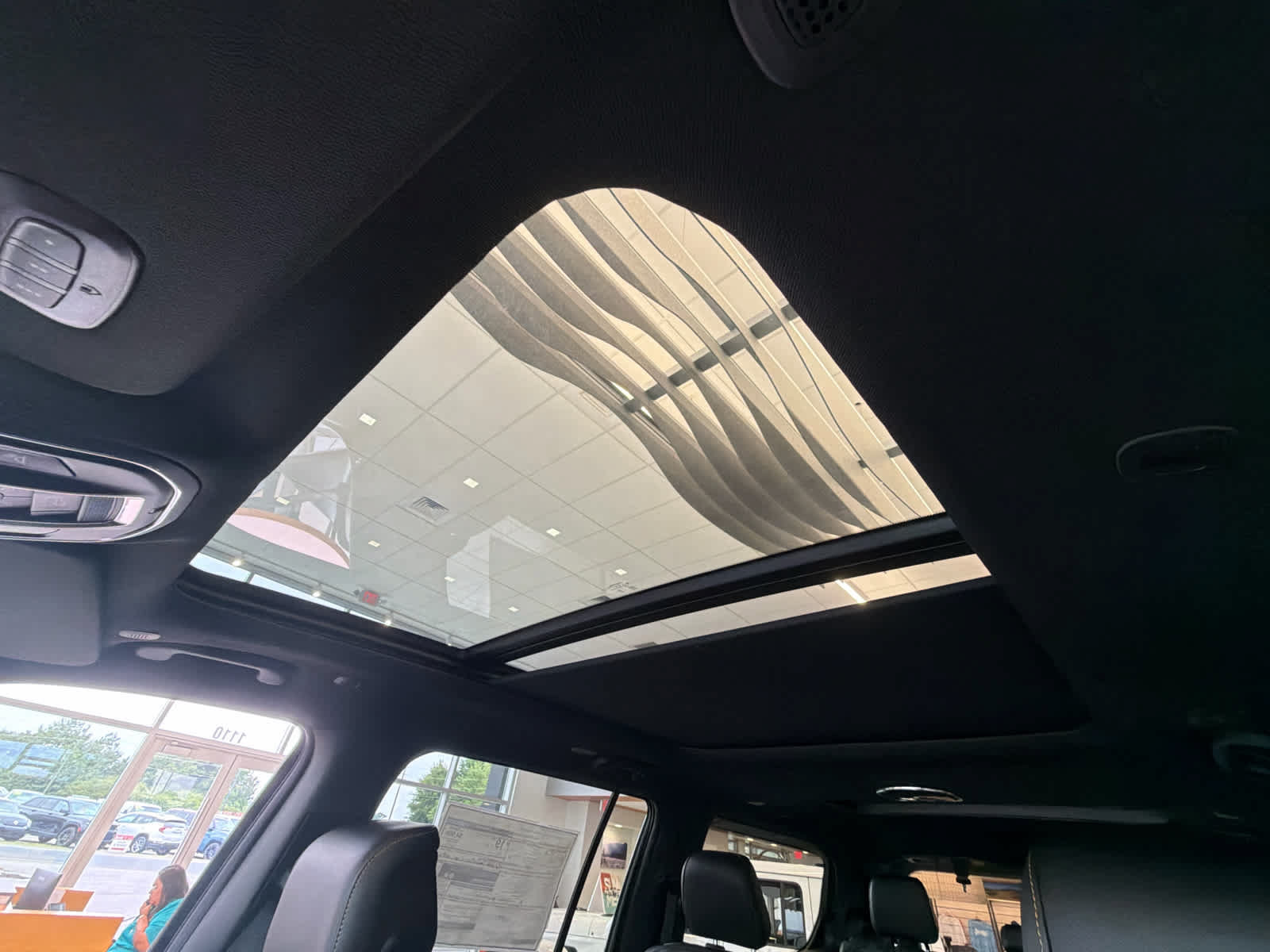 New 2026 Jeep Grand Wagoneer 4WD image 34