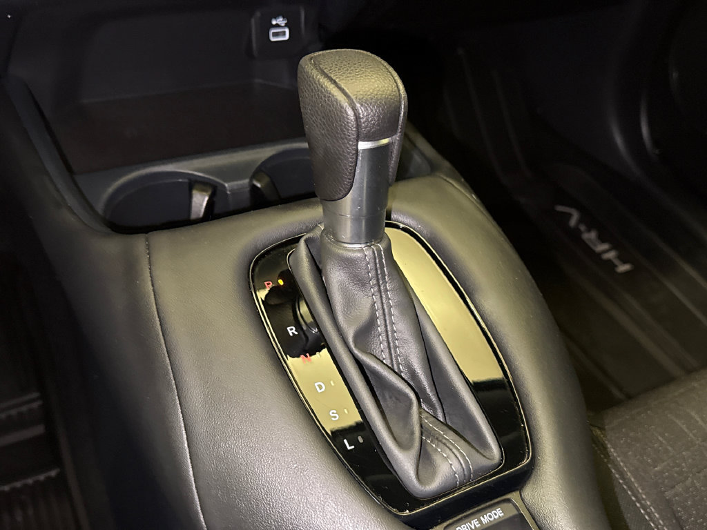 Certified 2024 Honda HR-V LX image 25