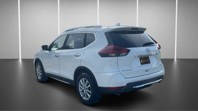 Used 2020 Nissan Rogue SV FWD image 9