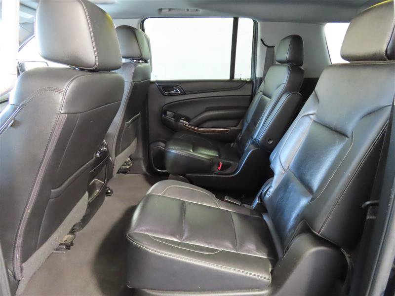 Used 2020 Chevrolet Suburban LT AWD/4WD image 25
