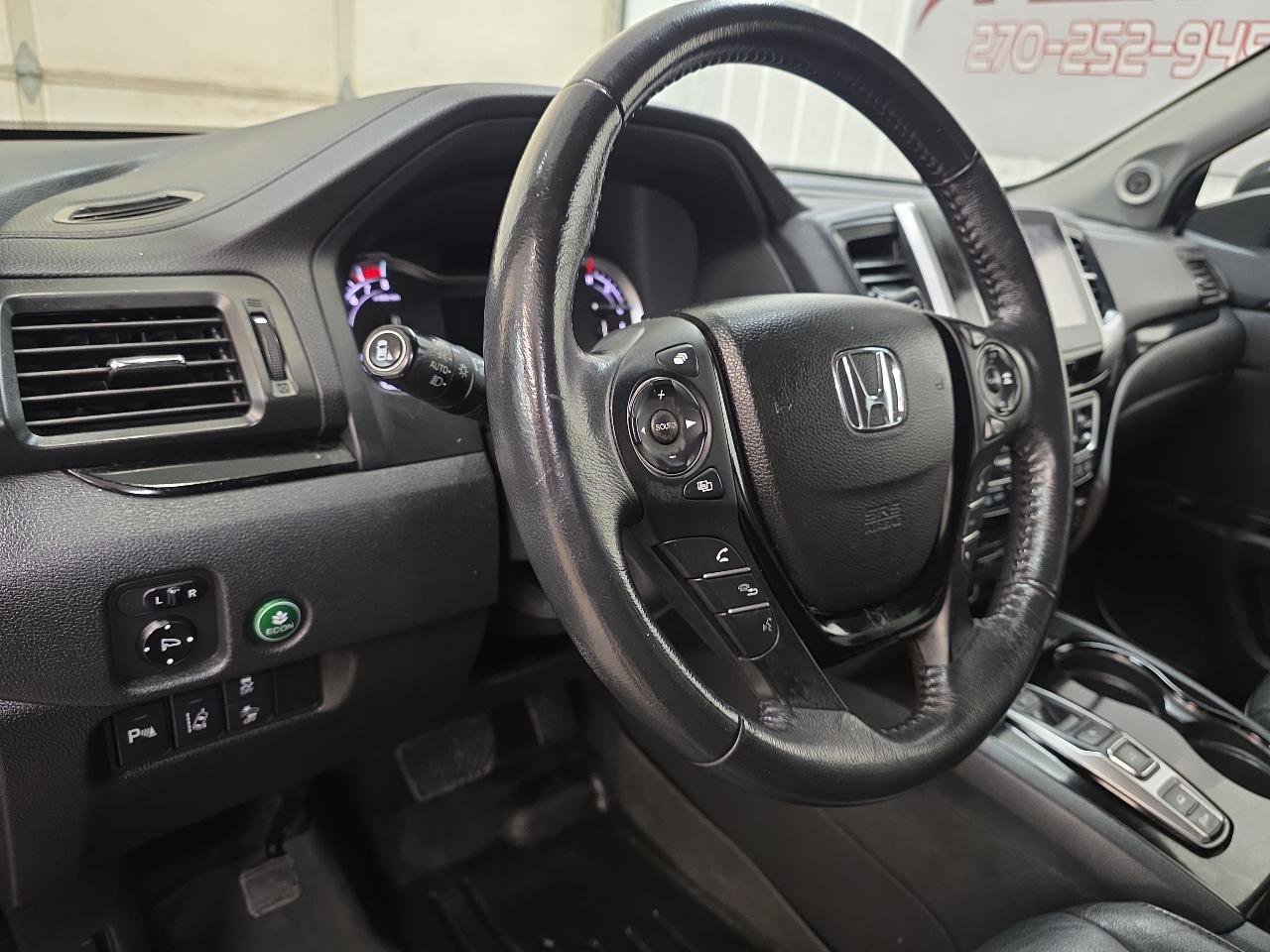 Used 2016 Honda Pilot Touring image 22