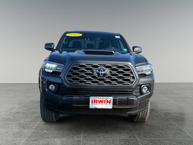 Used 2023 Toyota Tacoma TRD Sport w/ Technology Package image 8