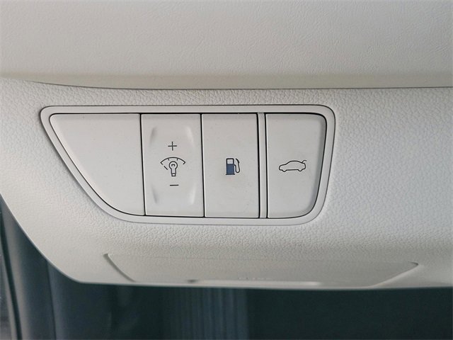 Used 2024 Genesis G70 2.5T image 30