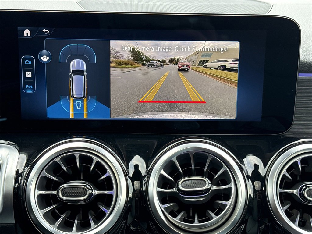 New 2026 Mercedes-Benz GLB 250 4MATIC image 30