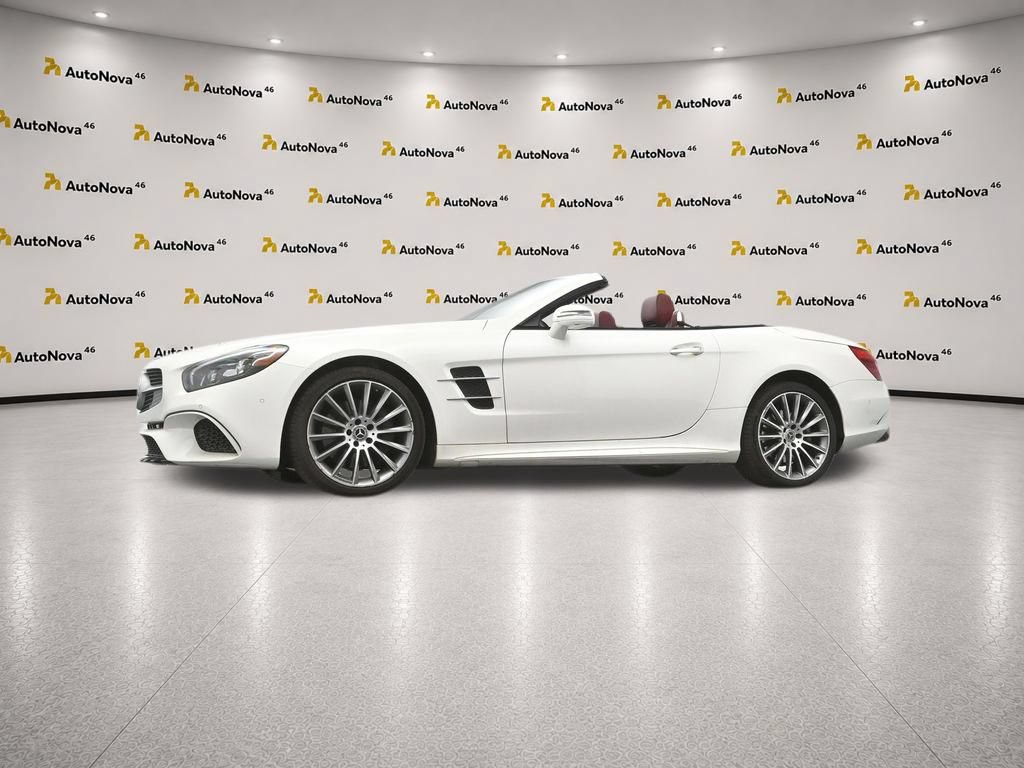 Used 2018 Mercedes-Benz SL 550 image 40