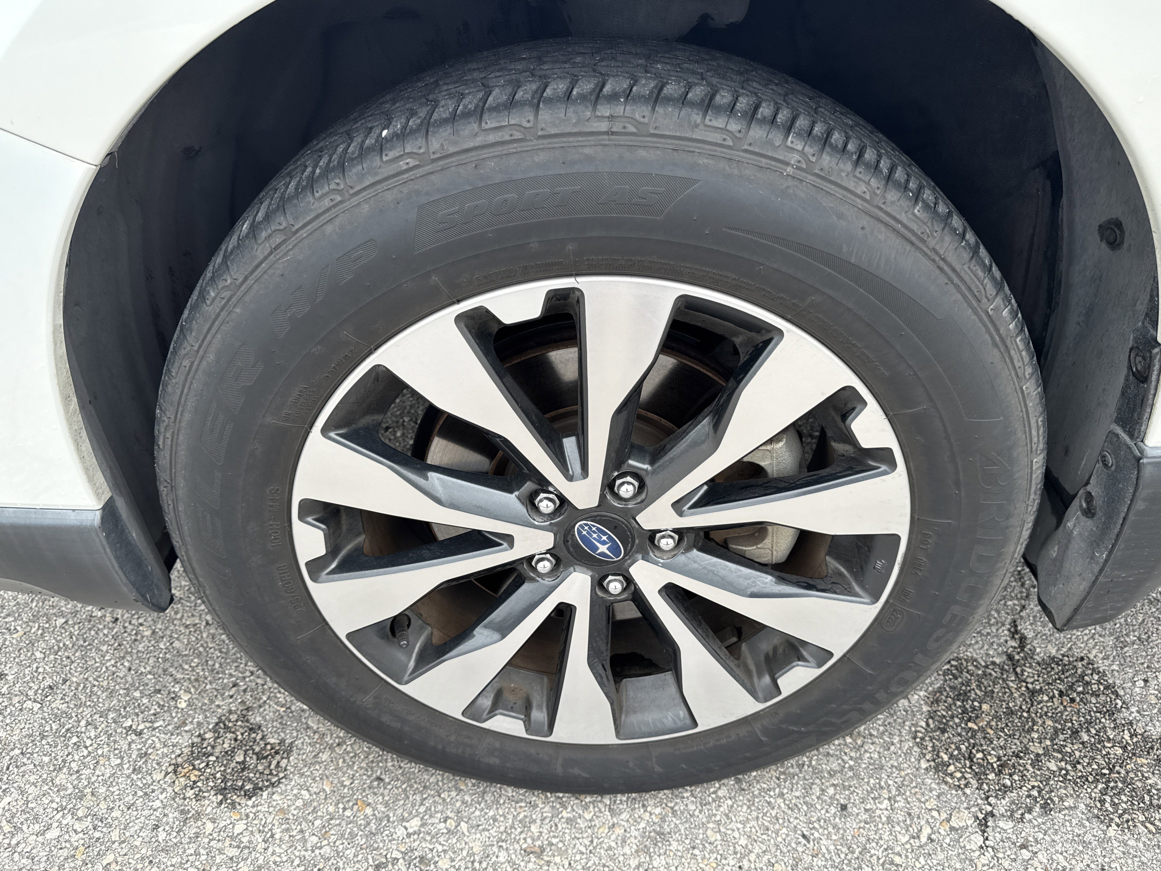 Used 2015 Subaru Outback 3.6R Limited AWD/4WD image 14