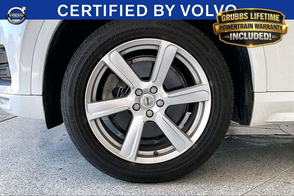 Used 2021 Volvo XC90 T6 Momentum w/ Climate Package AWD/4WD image 12