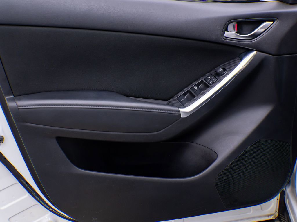 Used 2016 MAZDA CX-5 Touring image 11