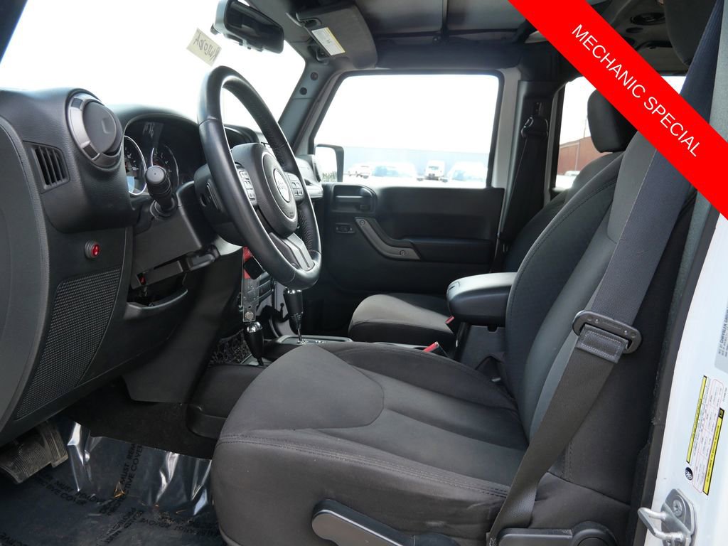 Used 2015 Jeep Wrangler Unlimited Sport AWD/4WD image 9
