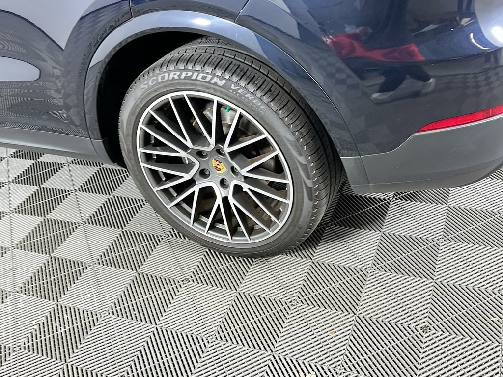 Used 2019 Porsche Cayenne image 39