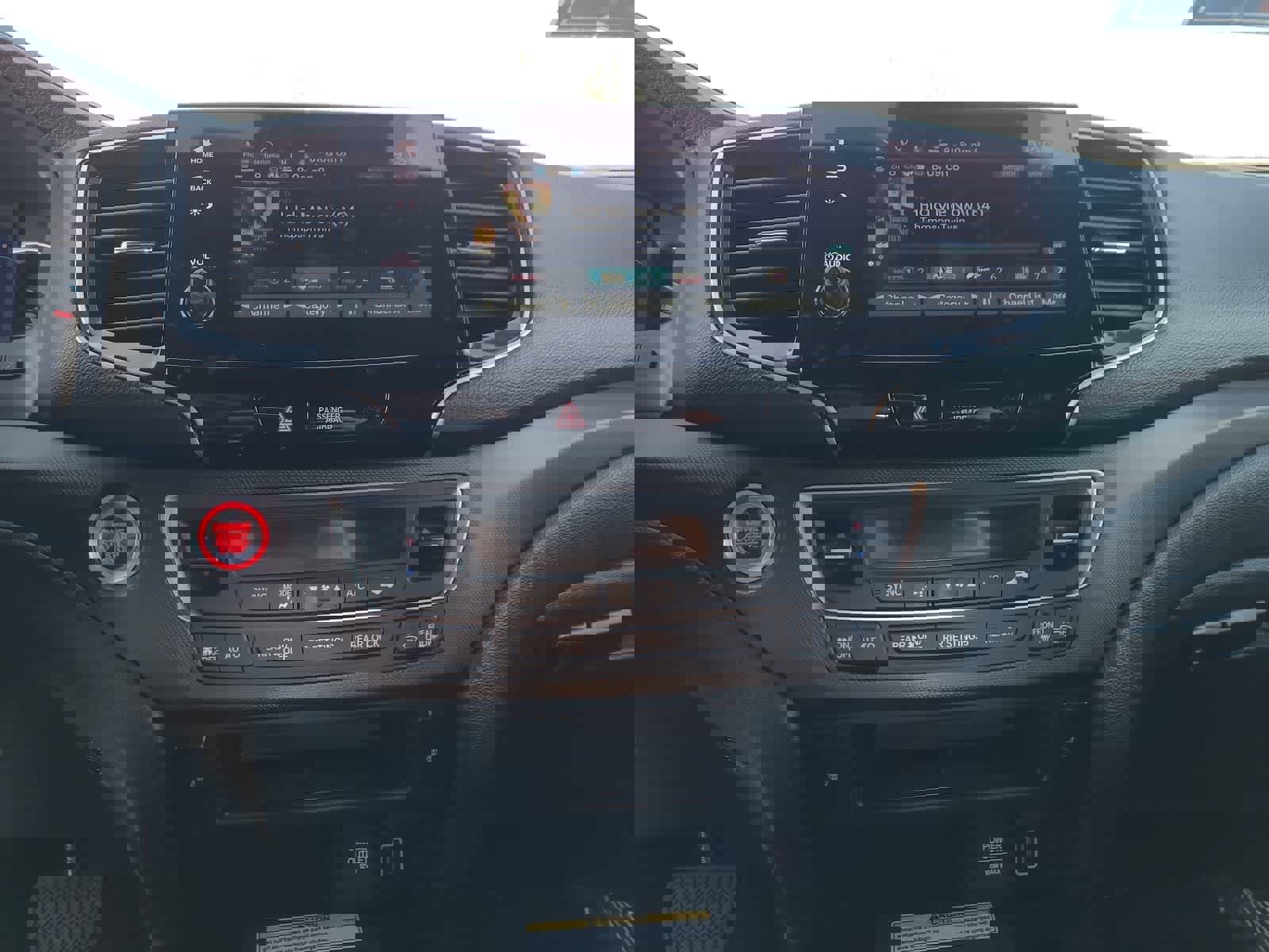 Used 2022 Honda Pilot TrailSport image 24