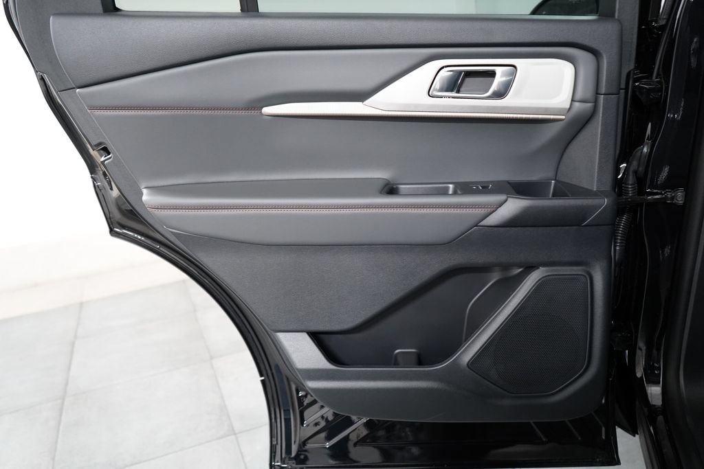 New 2026 Ford Explorer Active w/ Active Comfort Package AWD/4WD image 31