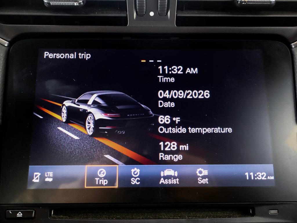 Certified 2018 Porsche 911 Targa 4S image 16