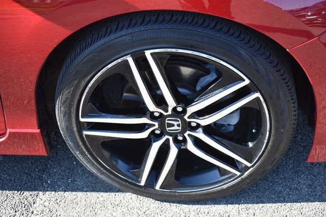 Used 2017 Honda Accord Sport image 11