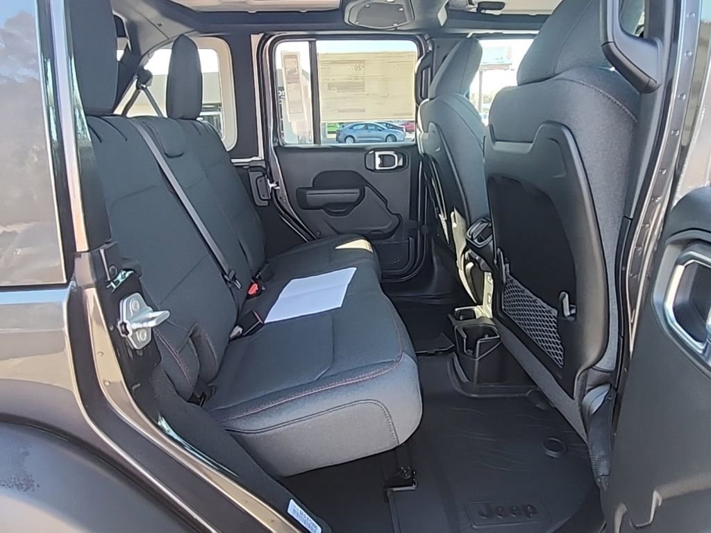 New 2026 Jeep Wrangler Unlimited Rubicon AWD/4WD image 14
