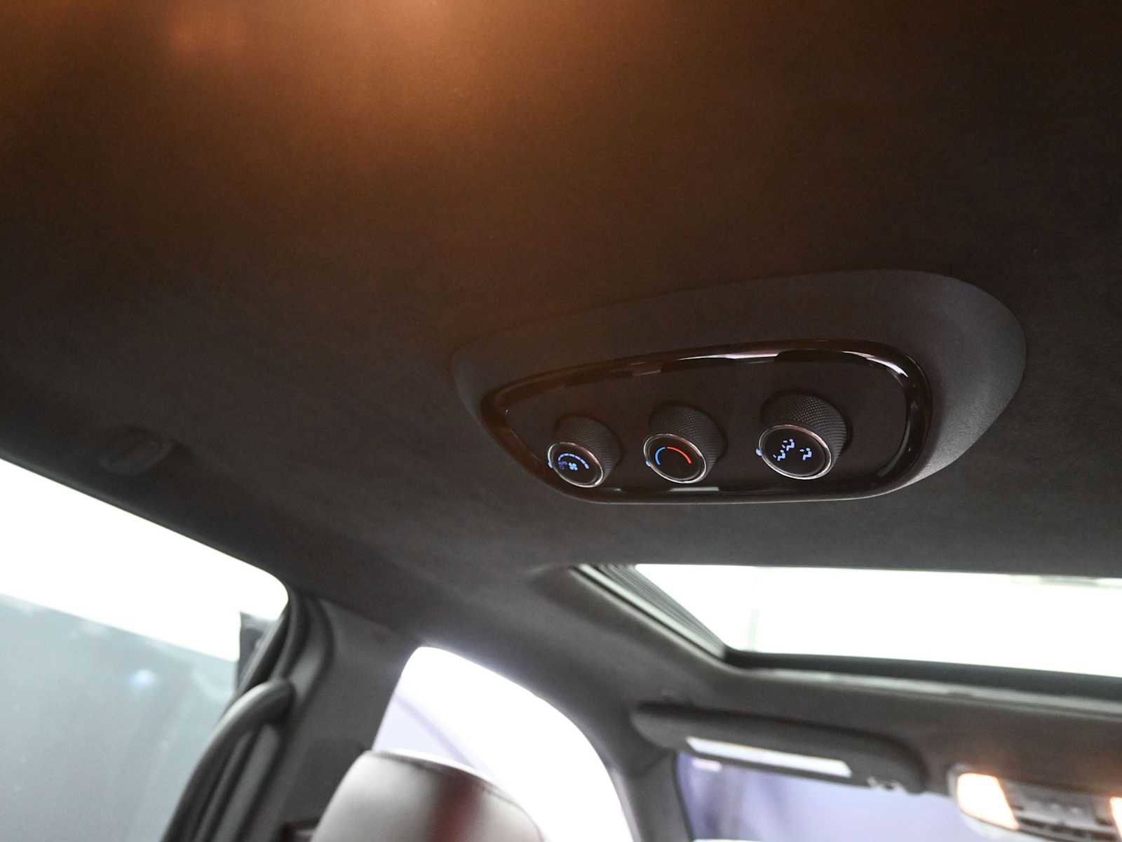 Used 2024 Dodge Durango R/T image 29