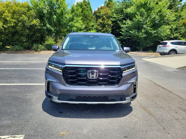 Used 2024 Honda Pilot Touring image 2