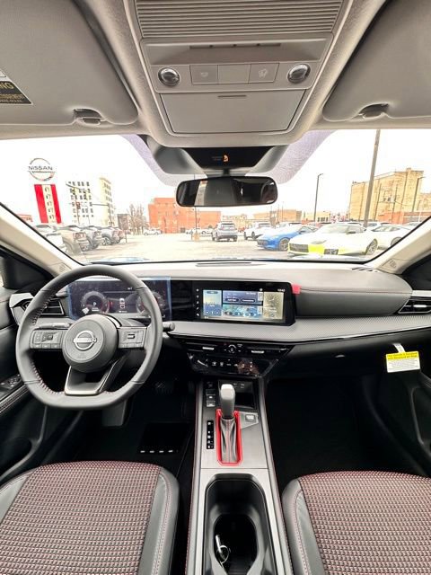New 2025 Nissan Kicks SR image 27