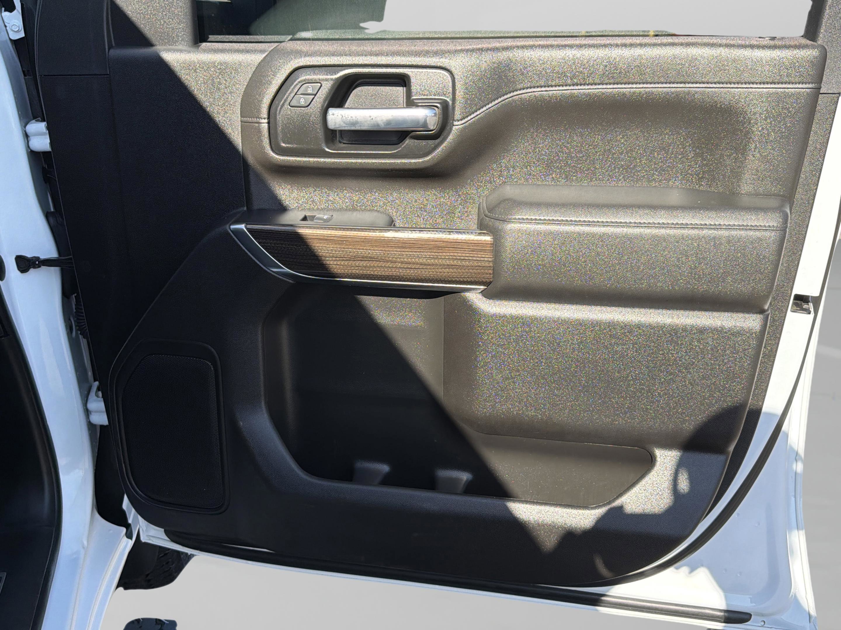 Used 2022 Chevrolet Silverado 2500 LT w/ Convenience Package image 45