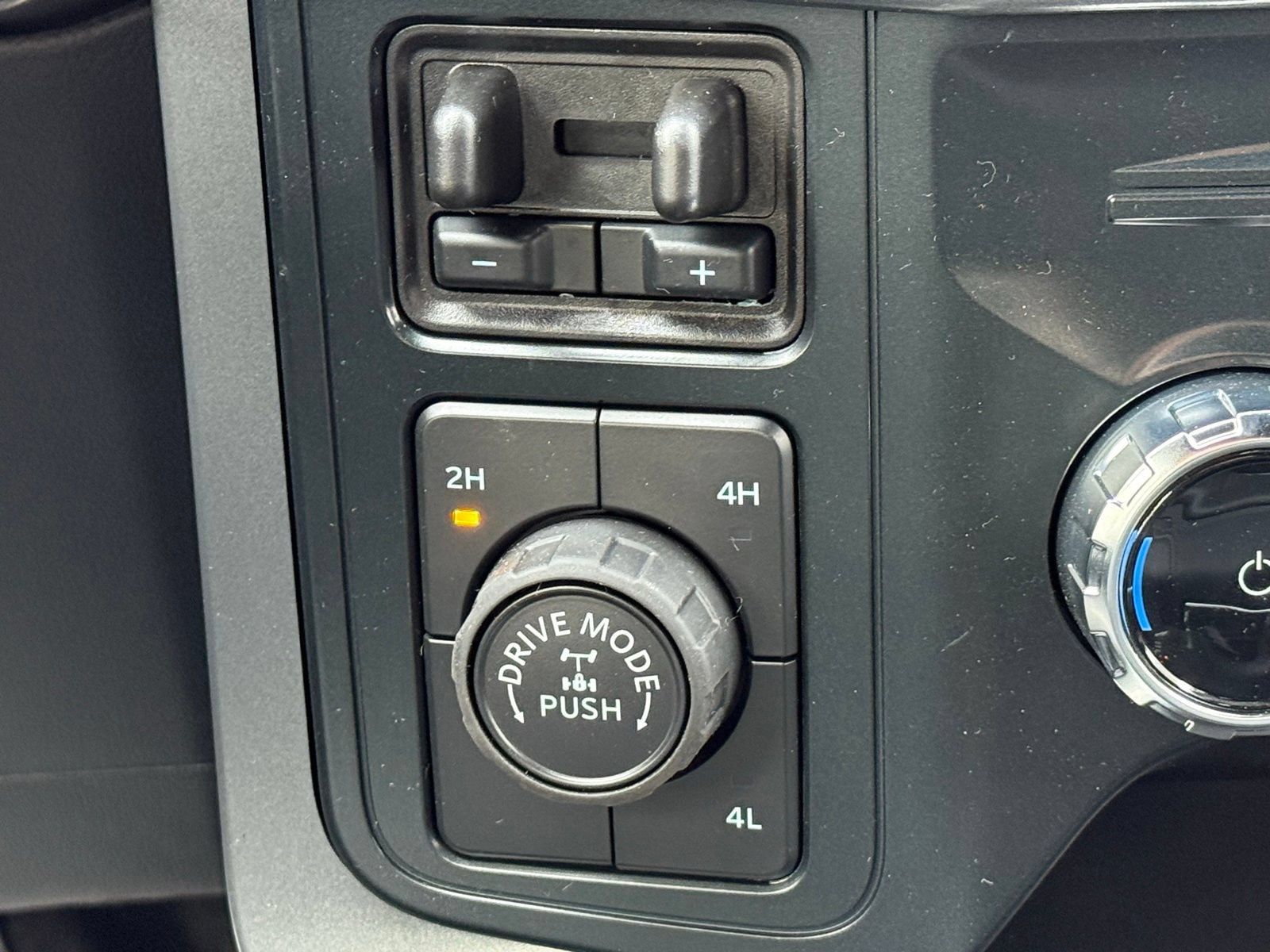 New 2025 Ford F150 XLT w/ Equipment Group 303A High AWD/4WD image 27