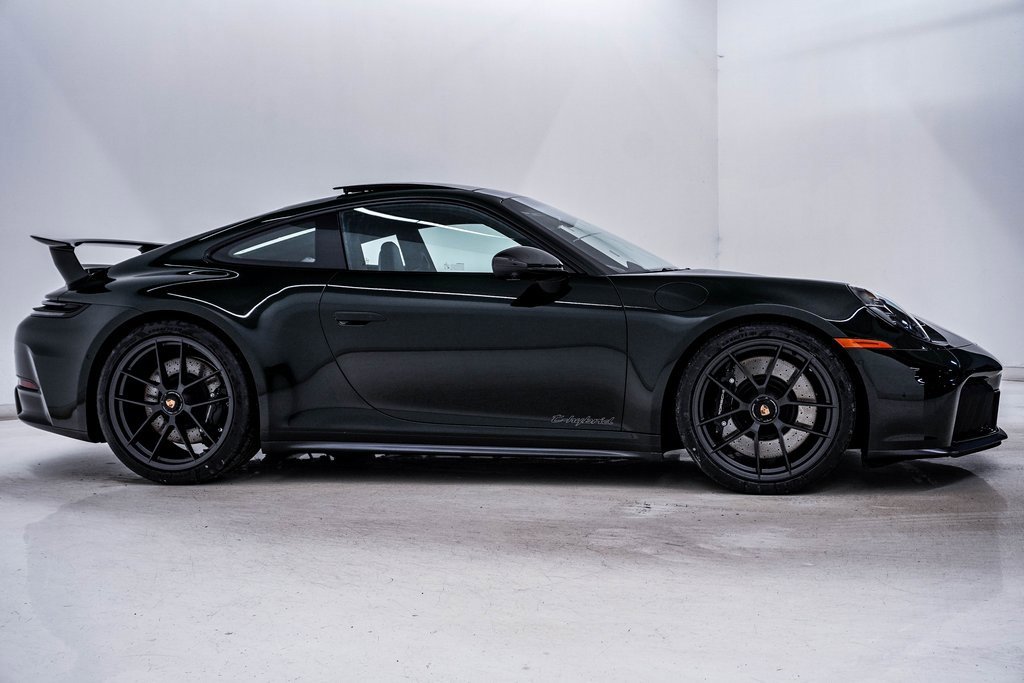 New 2026 Porsche 911 Carrera 4 GTS image 9