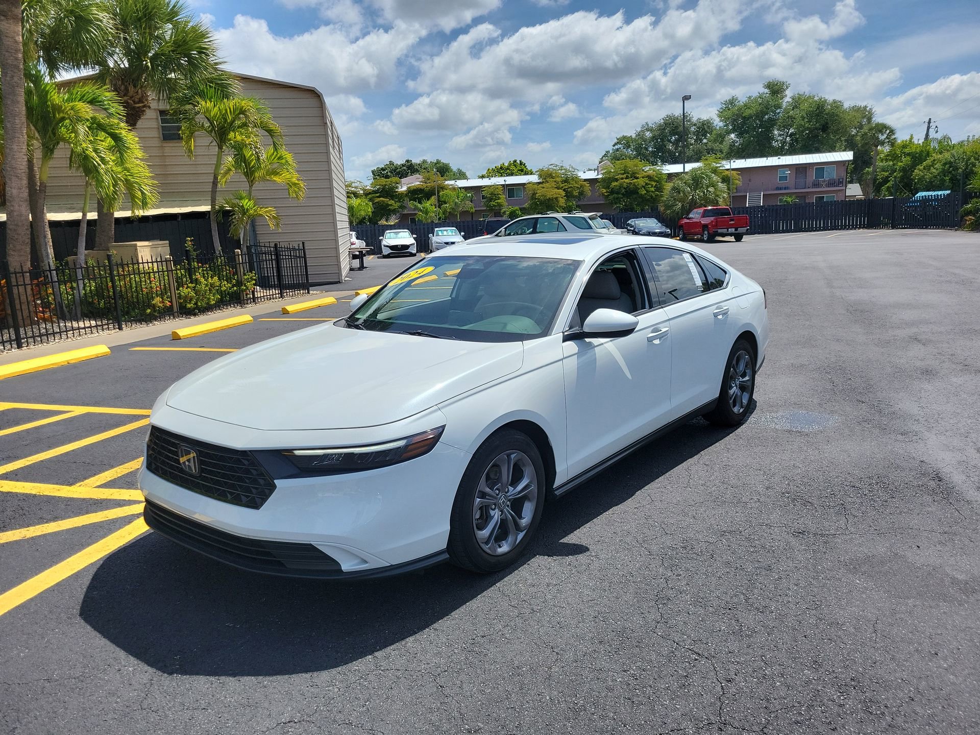 Used 2024 Honda Accord EX image 10